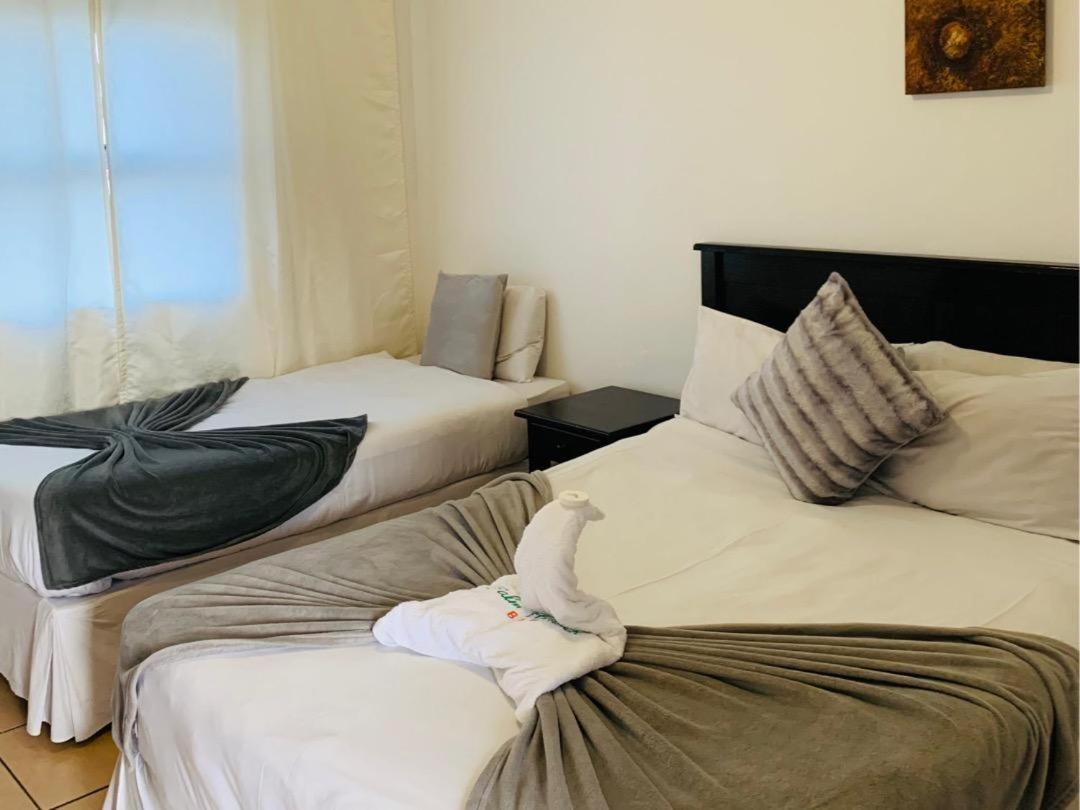 Palm Heaven B&B East London Esterno foto